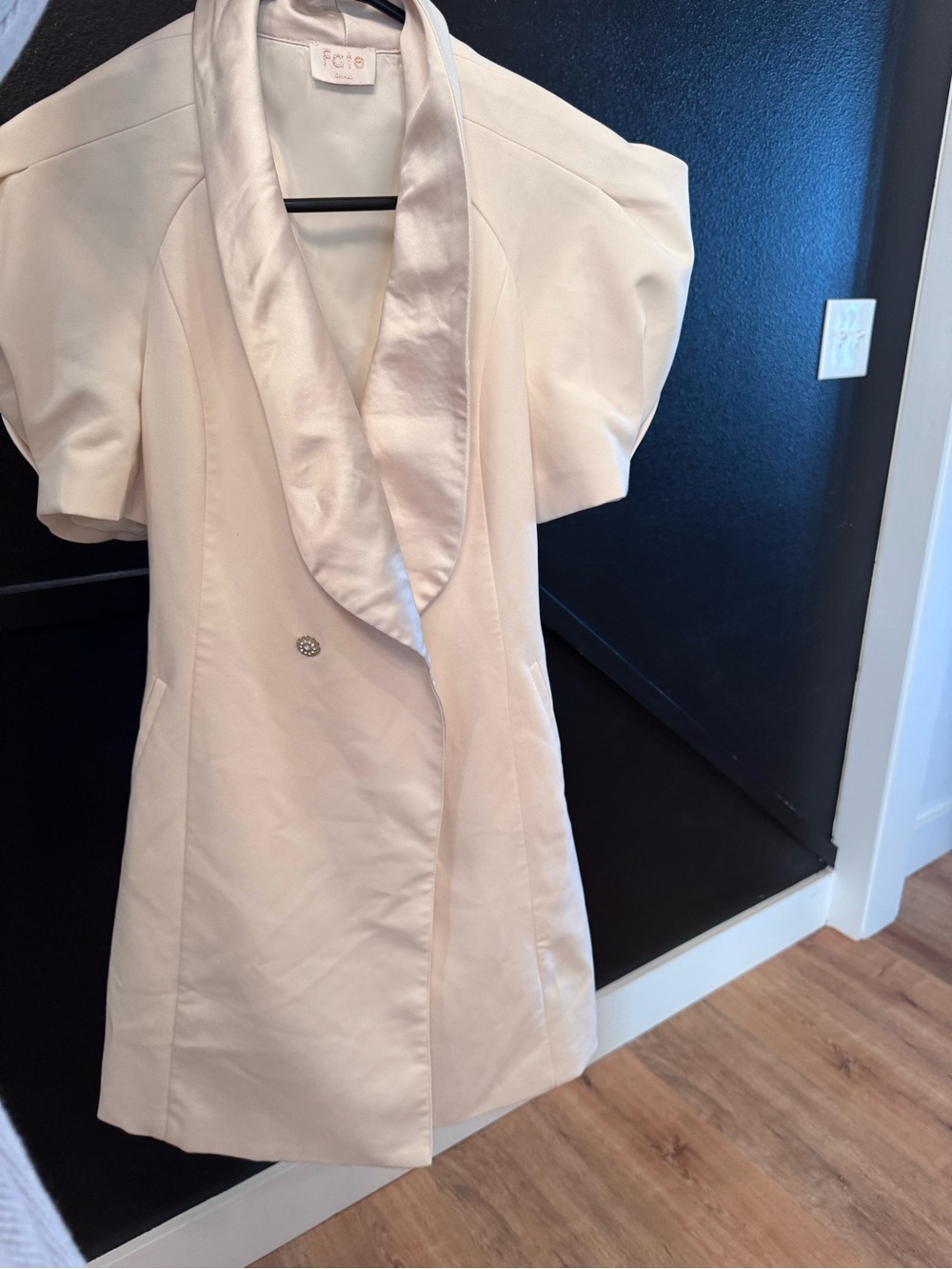 Fate Ivory Short-Sleeve Satin Lapel Blazer Dress